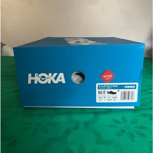 Hoka Clifton 8 wide. New in box, never worn